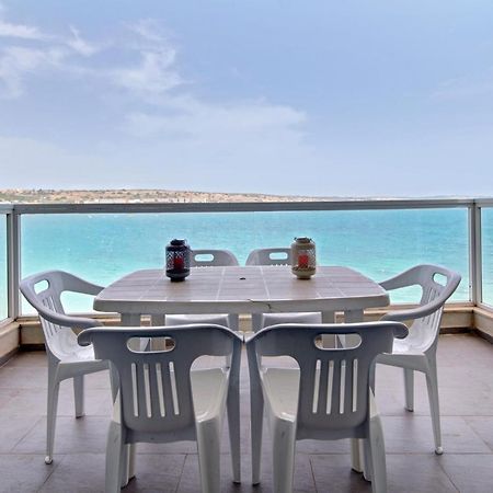 Beachfront Pretty Holiday Home 멜리에하 외부 사진