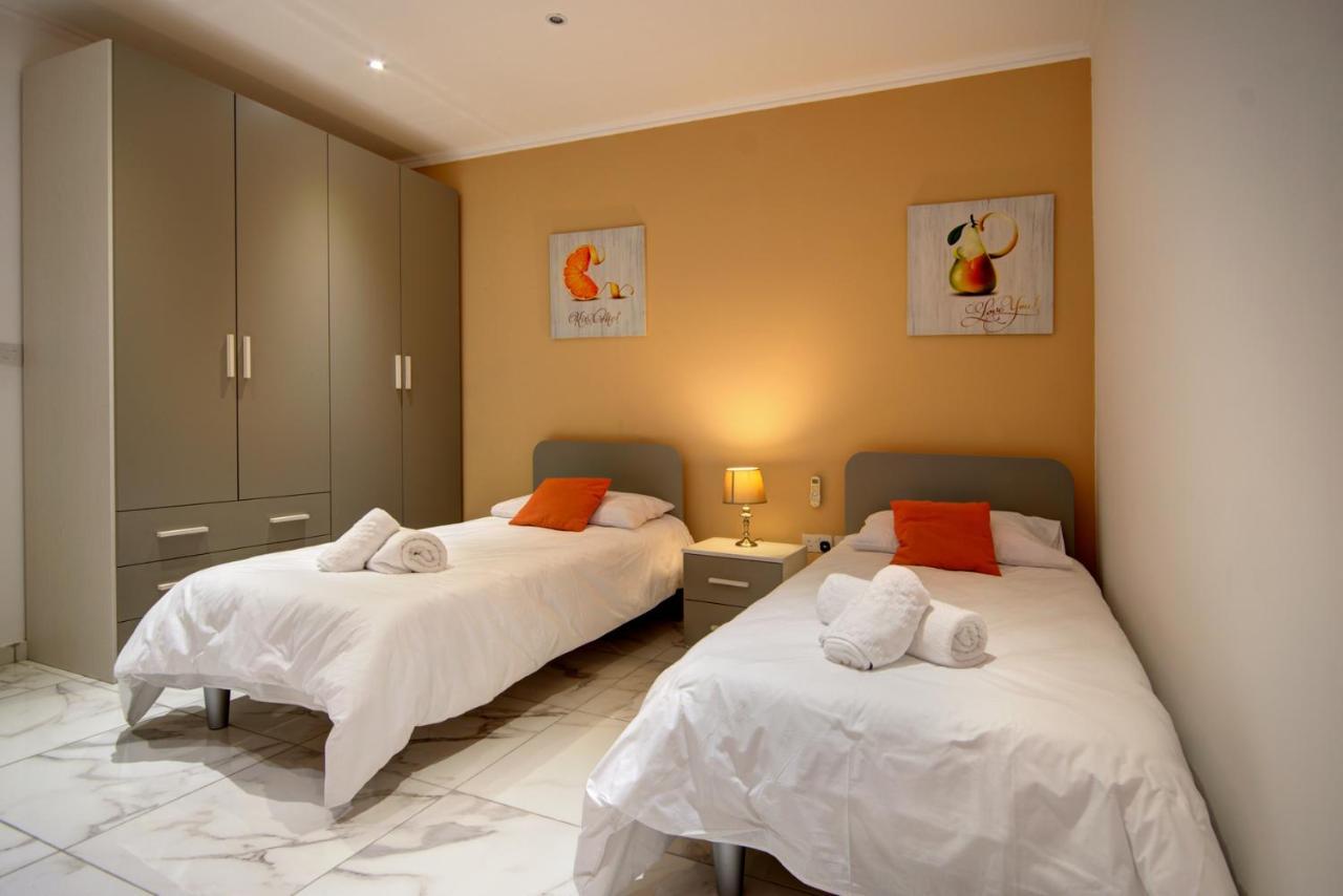 Beachfront Pretty Holiday Home 멜리에하 외부 사진